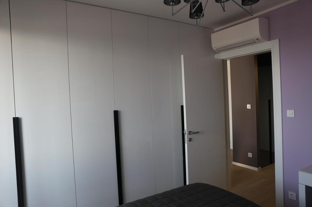 Ambassador Apartment زادار المظهر الخارجي الصورة